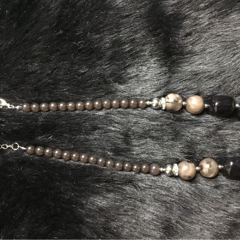 Necklace Set - Picture 4 of 4